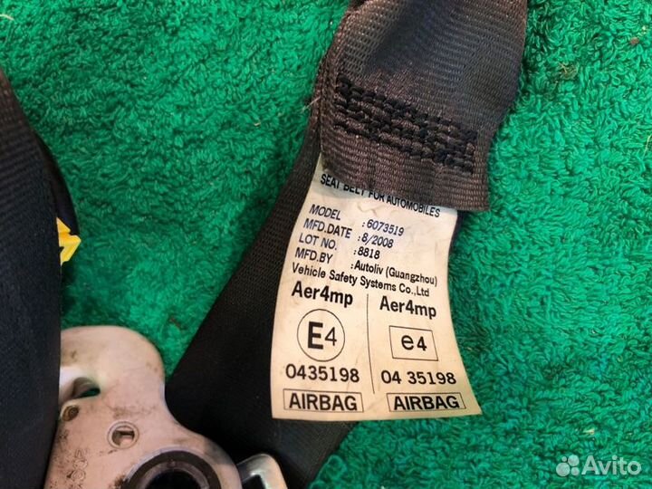 Ремень безопасности с пиропатроном передний правый