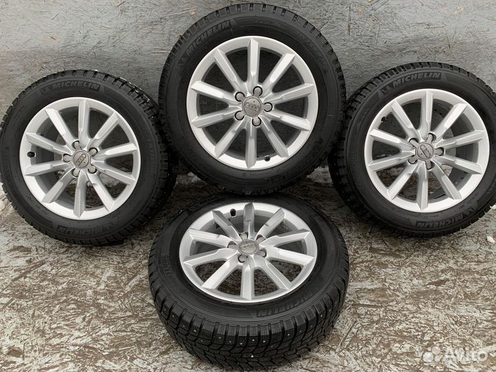 Оригинальные колеса на Audi Q3 8U R17 зима