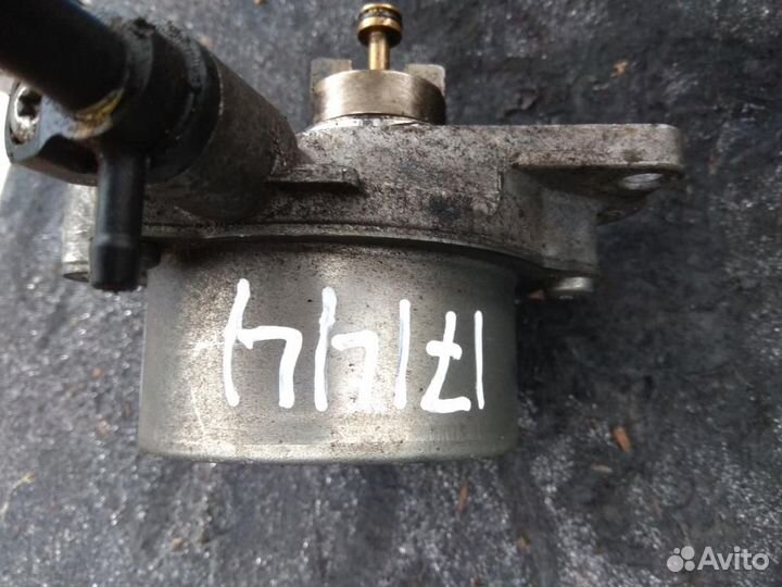 Насос вакуумный 28810-2A101 1.6 CRDi Hyundai