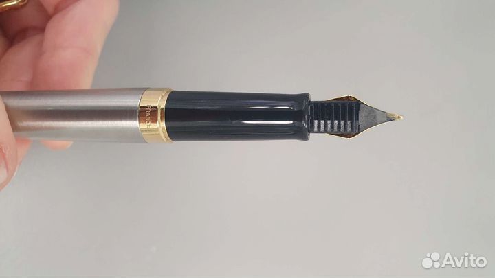 Перьевая ручка waterman