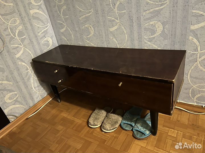 Шкаф