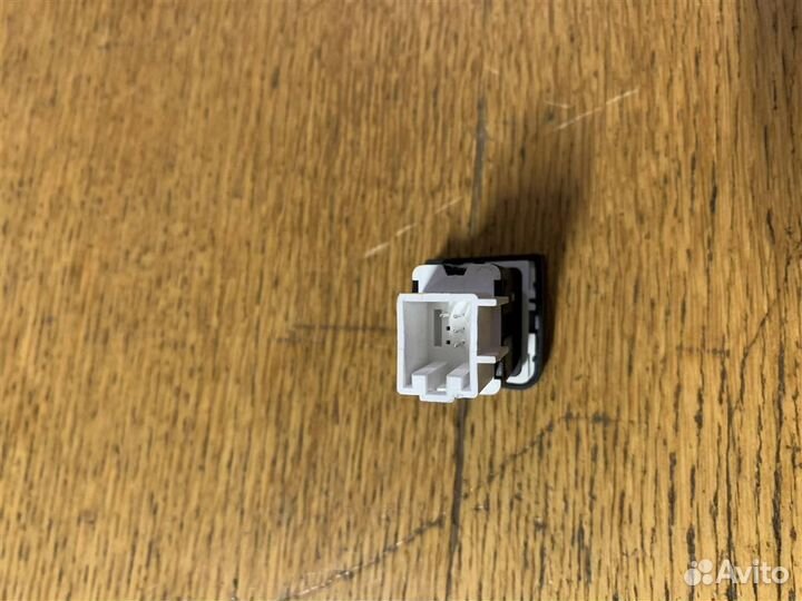 Кнопка ESP VW Passat B6