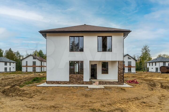 Коттедж 138,2 м² на участке 10,6 сот.