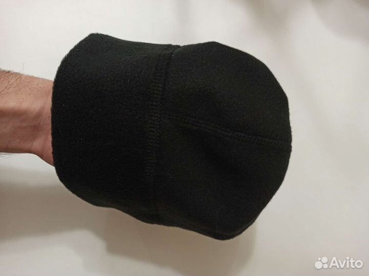 Флисовая шапка подшлемник черная
