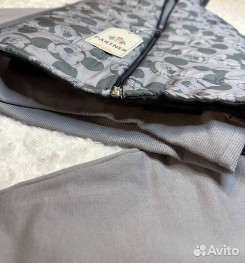 Костюм и жилетка для мальчика с Микки Маус