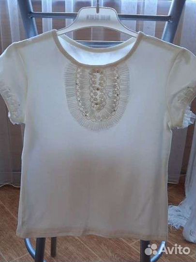 Школьные блузки на девочку 134 -140