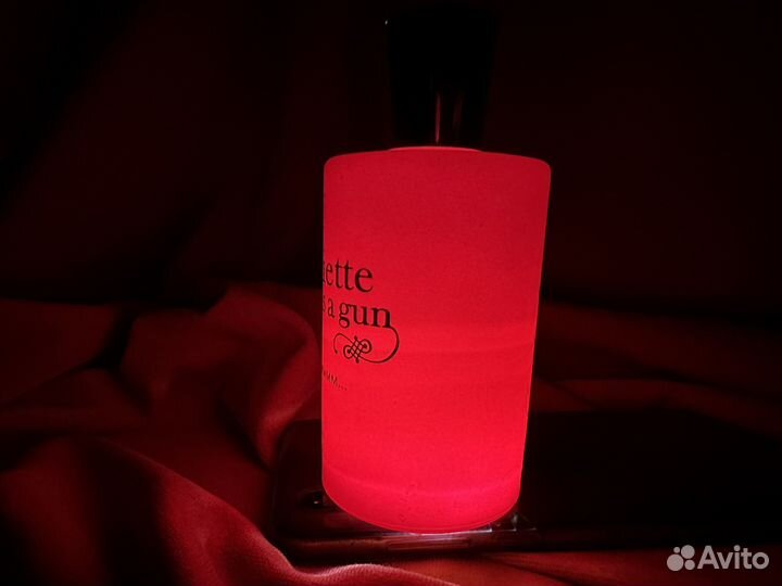 Juliette has a gun mmmm