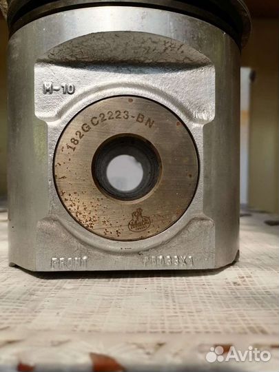 Поршня Рено Магнум 440 mack