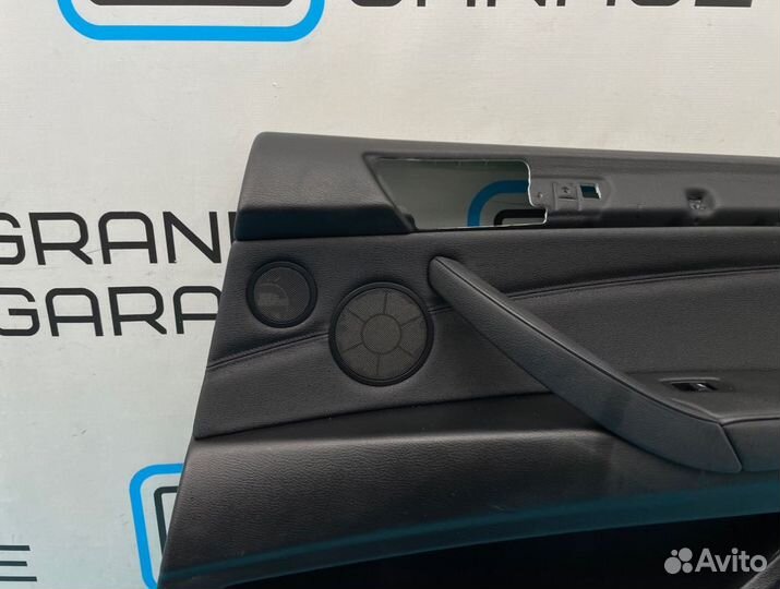 Обшивка двери задняя правая Bmw X5 E70 N52B30AF