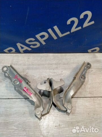 Петля капота Toyota Mark Ii GX100 1GFE 06.1999