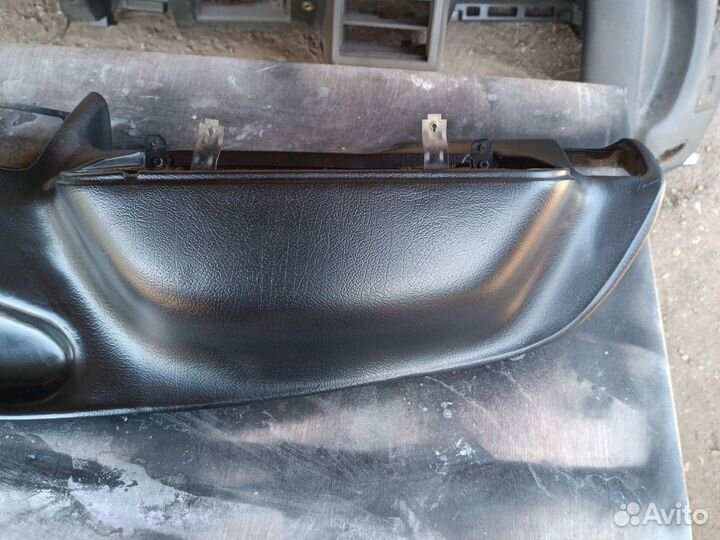 Накладка торпеды ваз 2110
