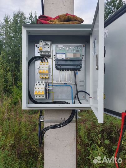 Электрик. Установка опор, подключение домов