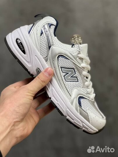 New Balance 530 White Silver Navy