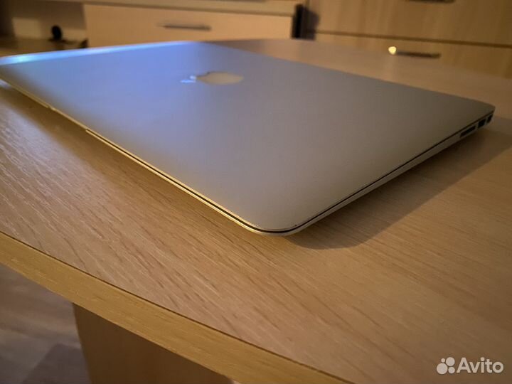 Macbook Air 13 (2012)