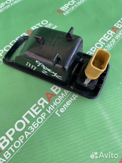 Блок стеклоподъемника перед правого Ford Focus2