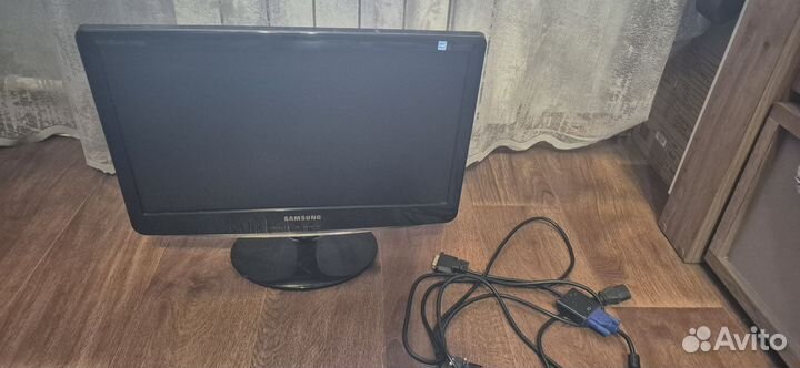 Монитор Samsung SyncMaster B1930N 18.5