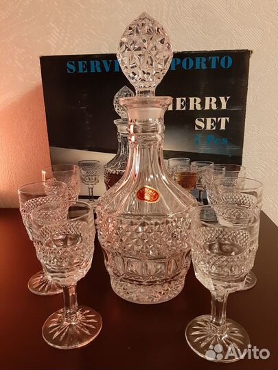 Штоф с фужерами, Чехословакия