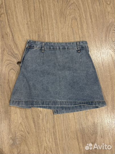 Джинсовая мини-юбка