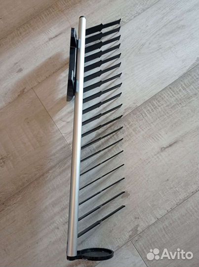 Галстучница встраиваемая (вешалка для галстуков)