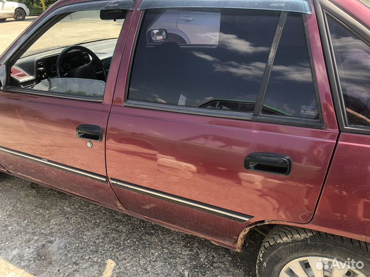 Дверь на daewoo nexia