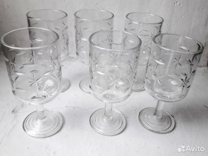 Хрустальные рюмки на ножке СССР