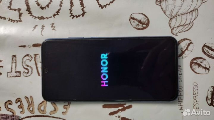 Телефон Honor 10 lite