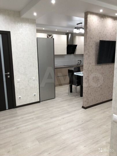2-к. квартира, 65 м², 10/17 эт.