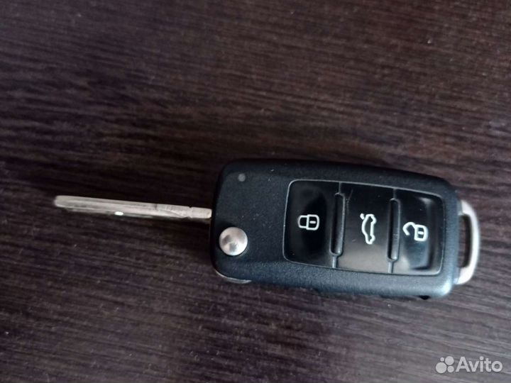 Ключ зажигания оригинал volkswagen tiguan