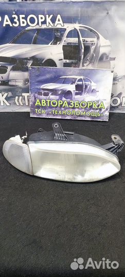 Правая фара Fiat Palio