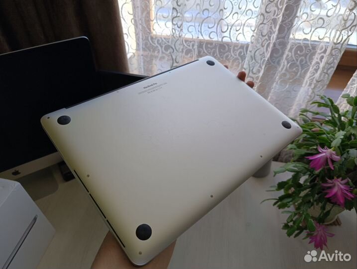 MacBook Pro 15 2015 16/500 R9