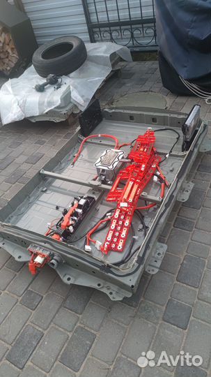 Корпус ввб Nissan leaf aze0