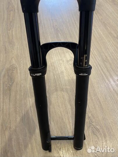 Вилка RockShox Revelation 29 130 (не буст)