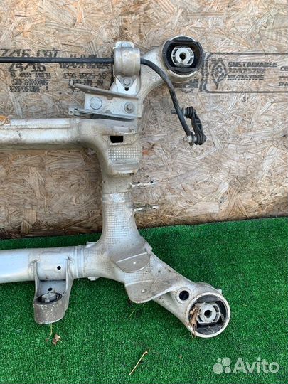 Подрамник задний Bmw 5 F10 N20B20 2013