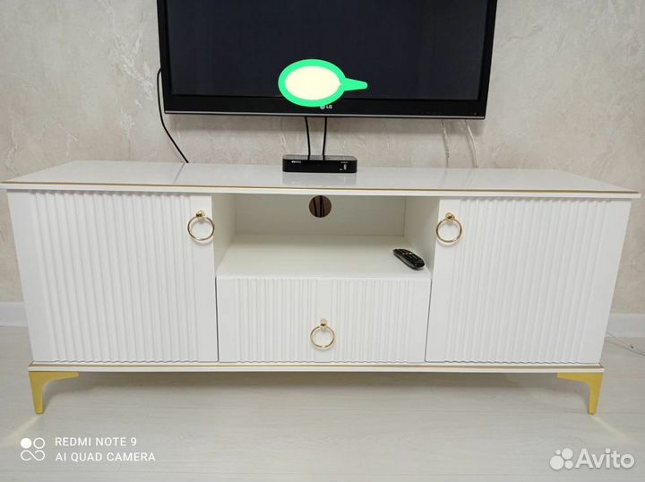 Тумба под телевизор