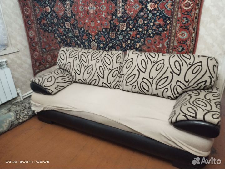 Продаю диван