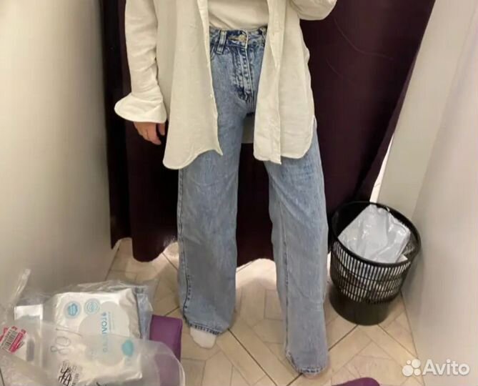 Джинсы на высокой посадки клеш