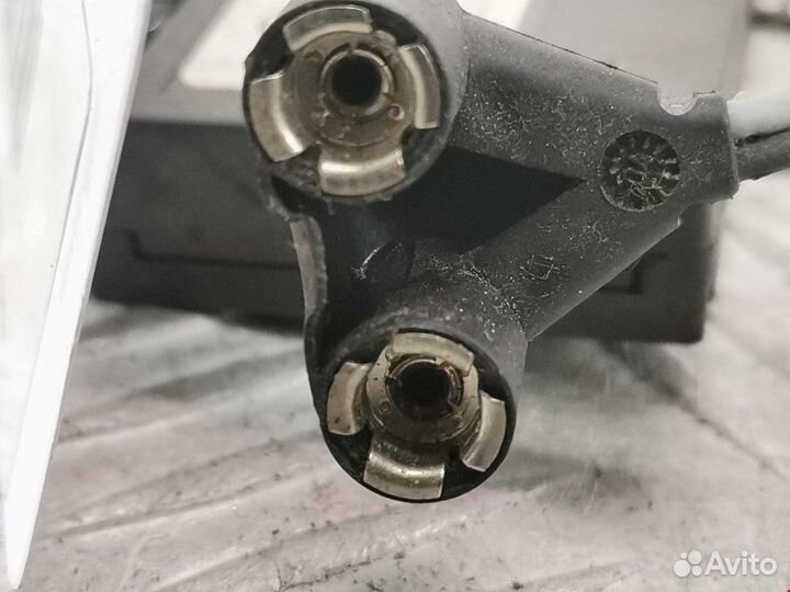 Усилитель антенны Peugeot 407 2005