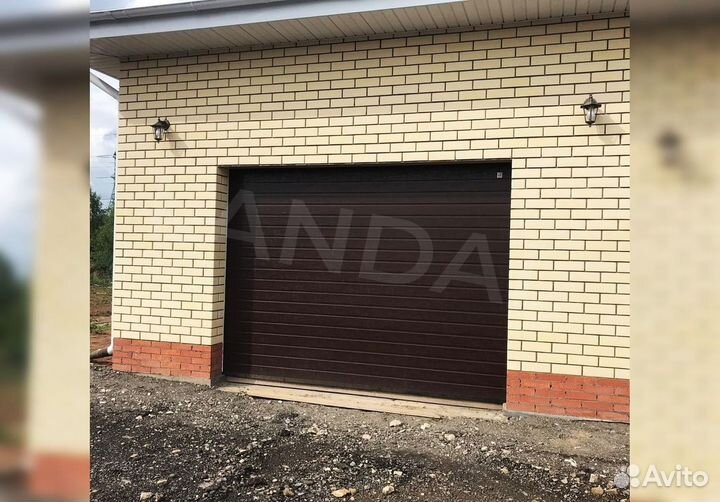 Гаражные секционные ворота