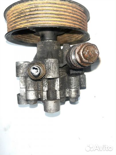 Насос гур Toyota Sienna 2 3.5