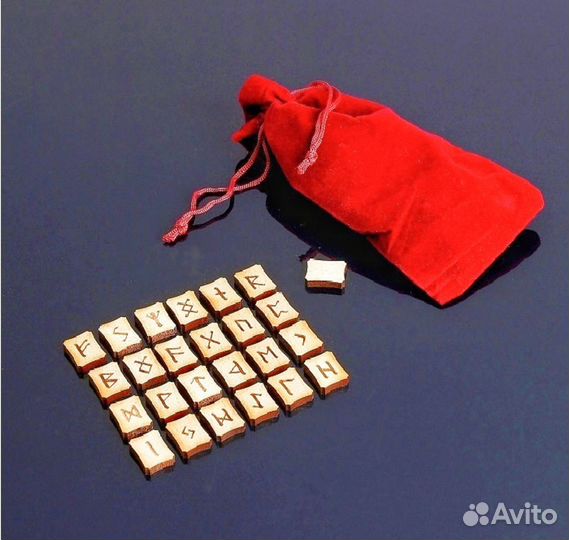 Гадаю на рунах, любой расклад