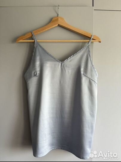 Топ атласный голубой новый