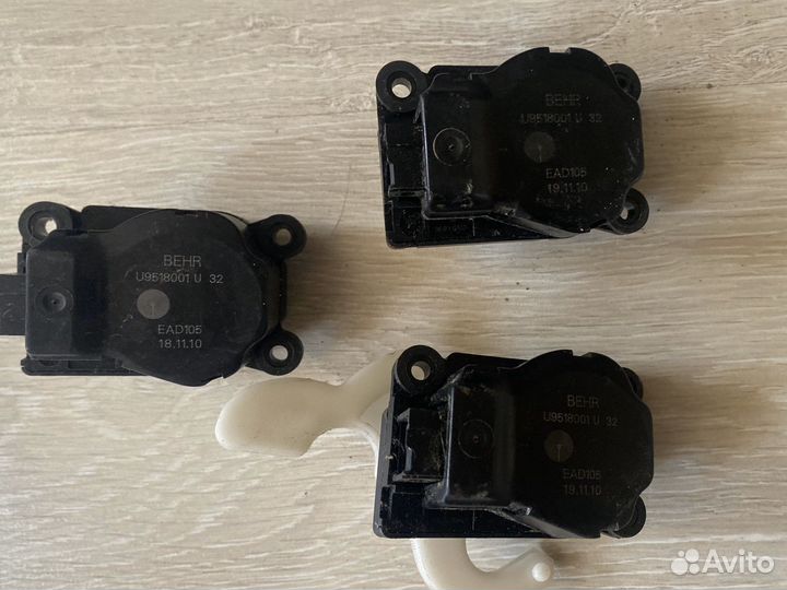 Сервопривод (Мотор привода заслонок) Opel Astra J