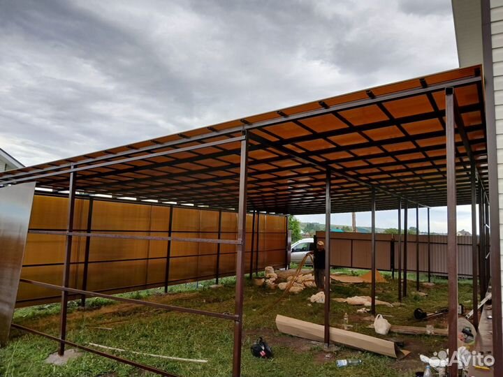 Бригада строителей