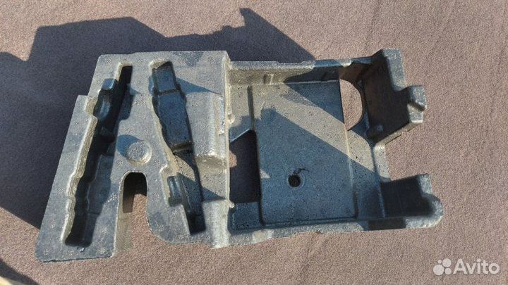 Пенопласт багажника Volkswagen Touareg 1 4.2 2006