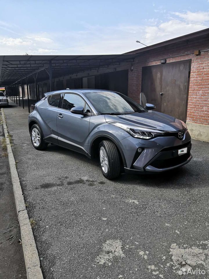 Toyota C-HR 1.2 CVT, 2022, 80 км