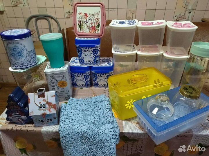 Контейнеры для сыпучих продуктов