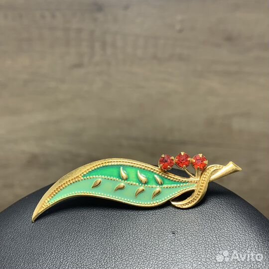 Винтажная Брошь Листочек Ягоды Сделано СССР Ретро
