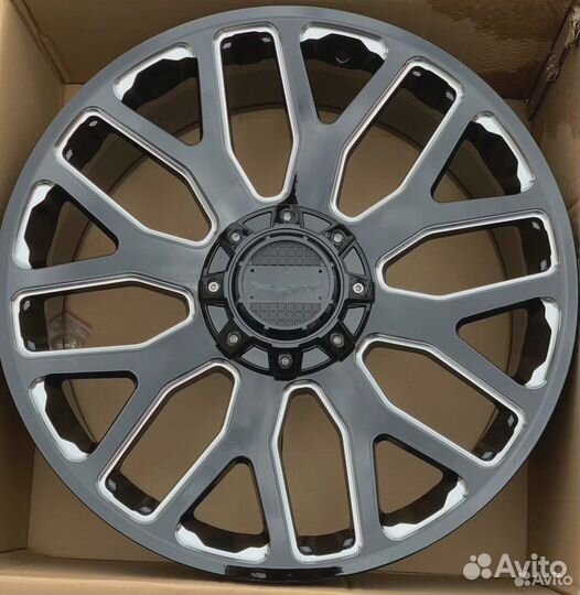 Диски на Infinti QX56 Инфинити QX56 R22