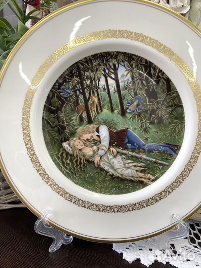 Тарелки Royal Worcester