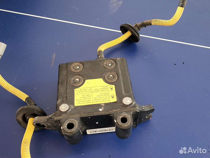 Как sorento 2 - патрон петли капота